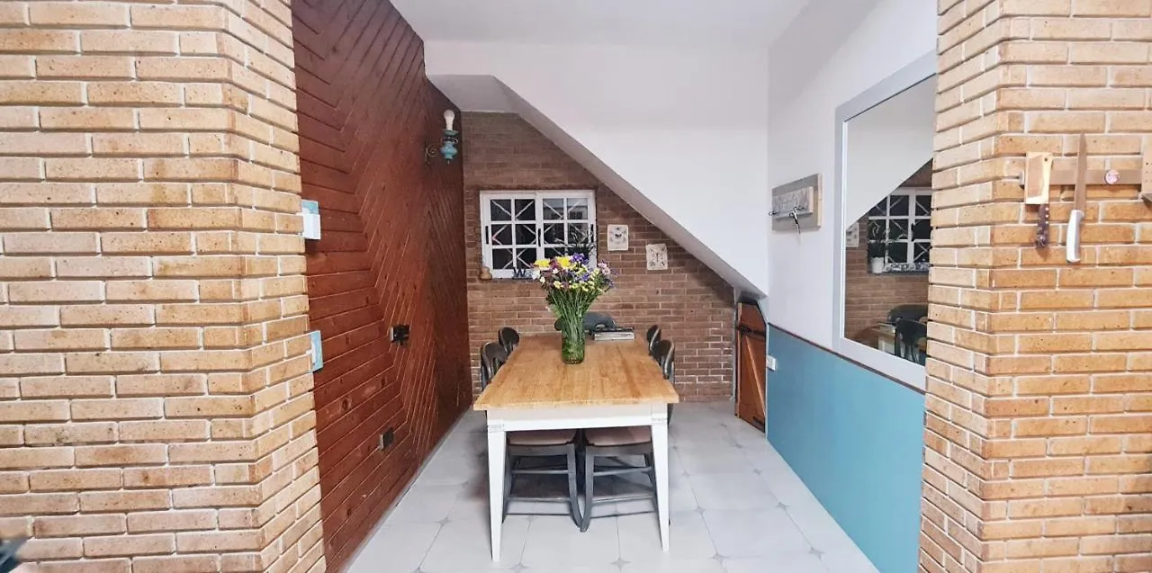 CASA AMPLIA AGRADABLE CÓMODA y MUY CÉNTRICA San Isidro