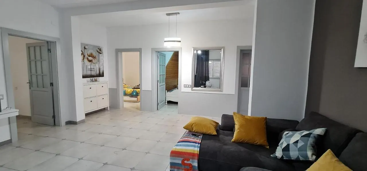 Casa Amplia Agradable Comoda Y Muy Centrica San Isidro  0*, San Isidro (Tenerife) Spain